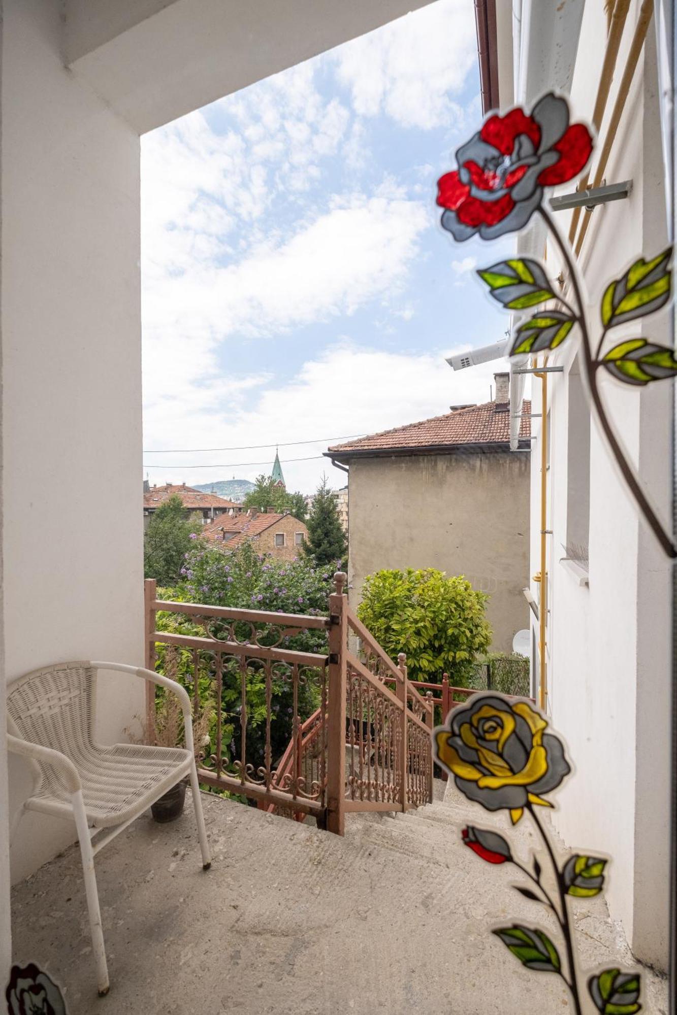 Guesthouse Rose SJJ Exterior photo